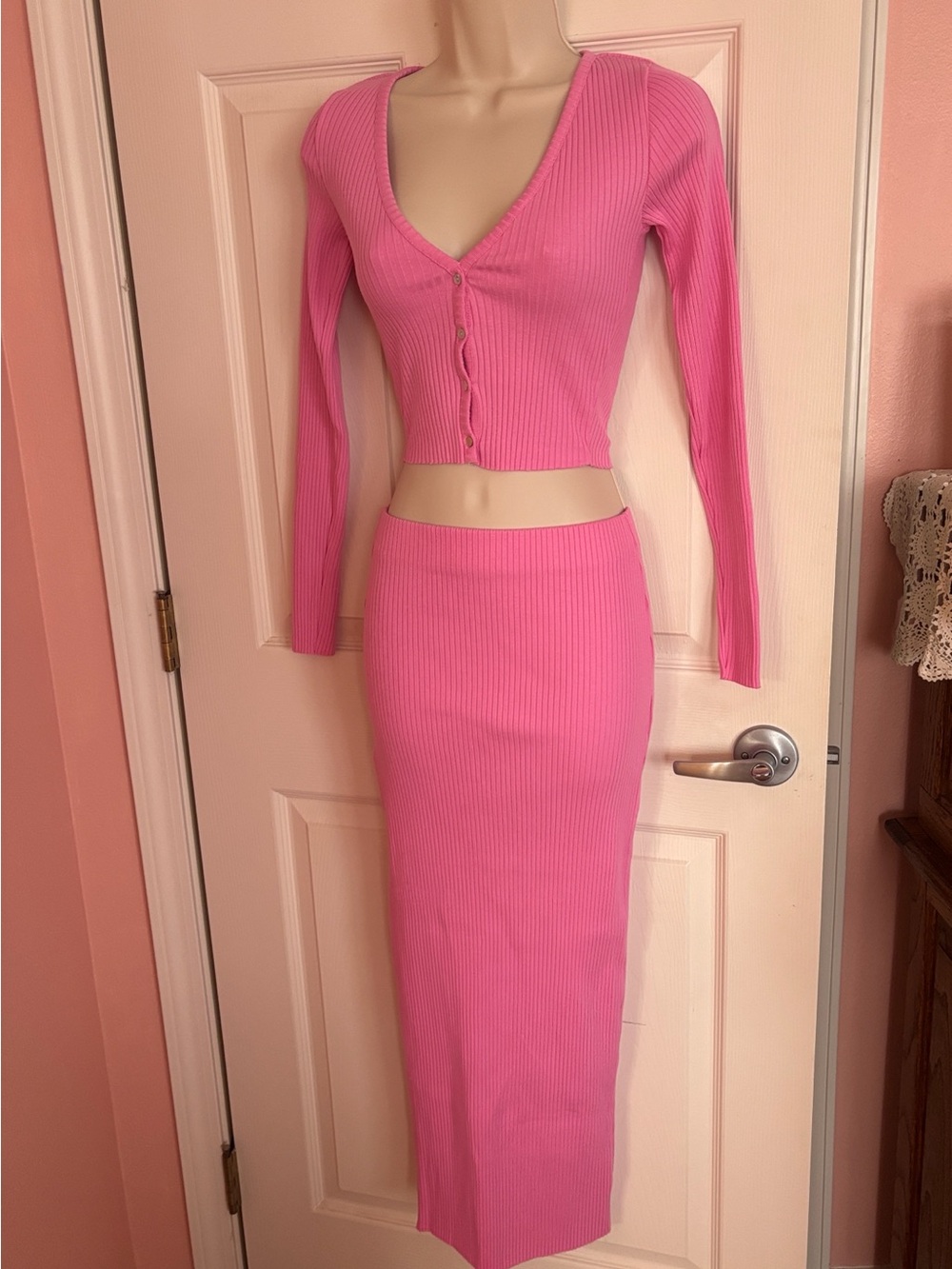Zara Vibrant Pink Set of cardigan and pencil skirt